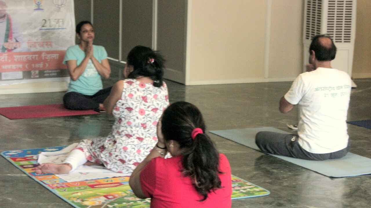 8 Reasons Why one should do yoga